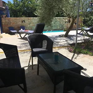 Ferienhaus Ava1 With Pool & Ava2 With Whirlpool, Baderna
